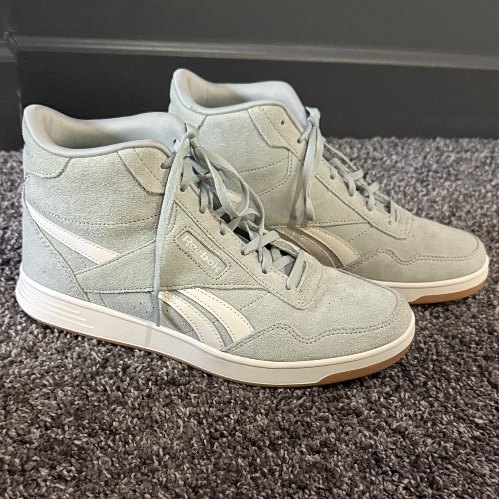 Reebok Light Green High-Top Sneakers NWT